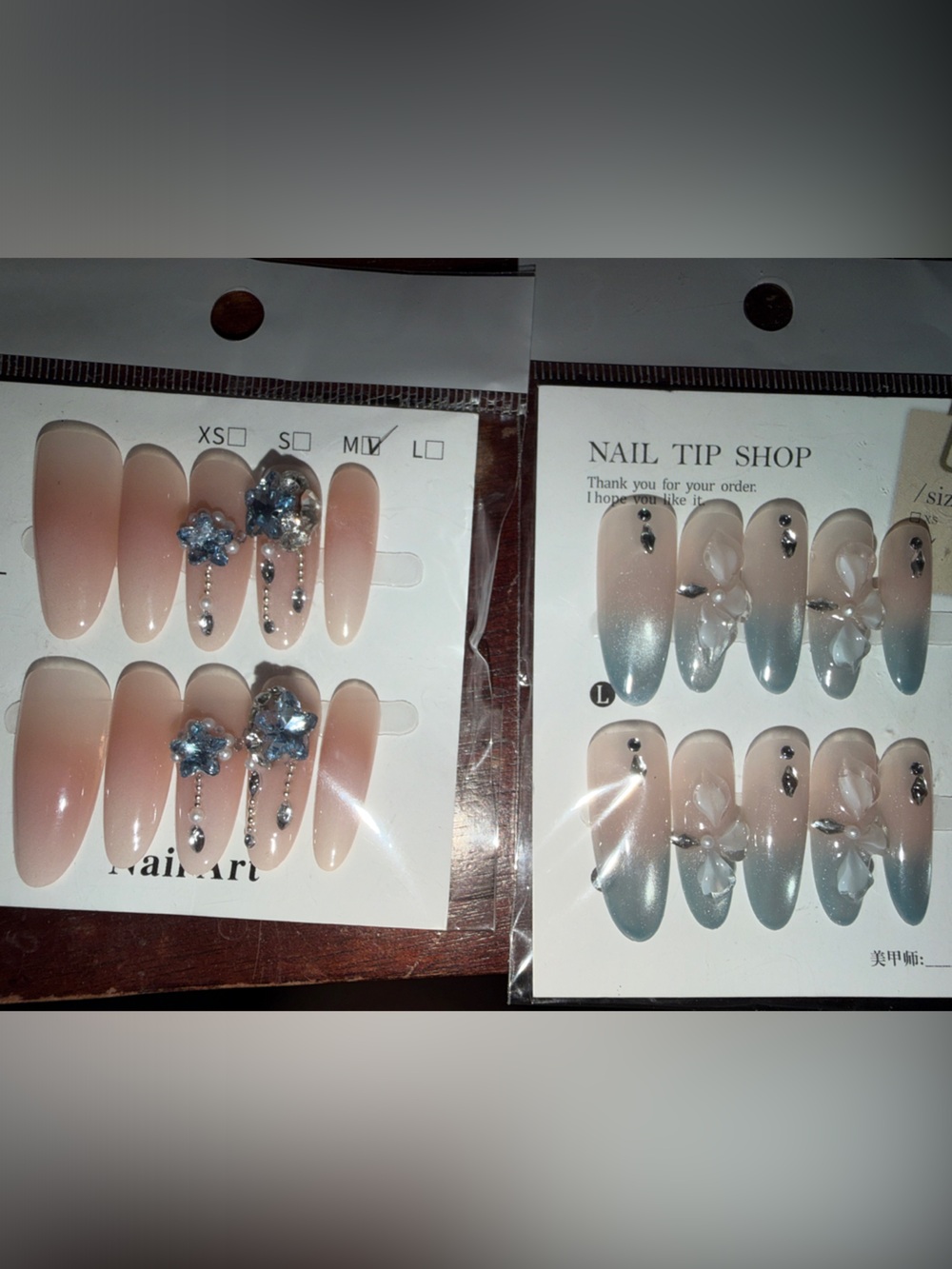 2pk (MEDIUM) PRESS ON NAILS